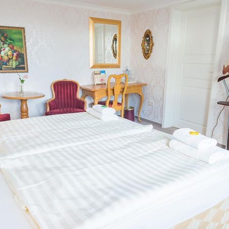 Romantisches Hotel Zur Traube Schwerin Schwerin  Szoba fotó
