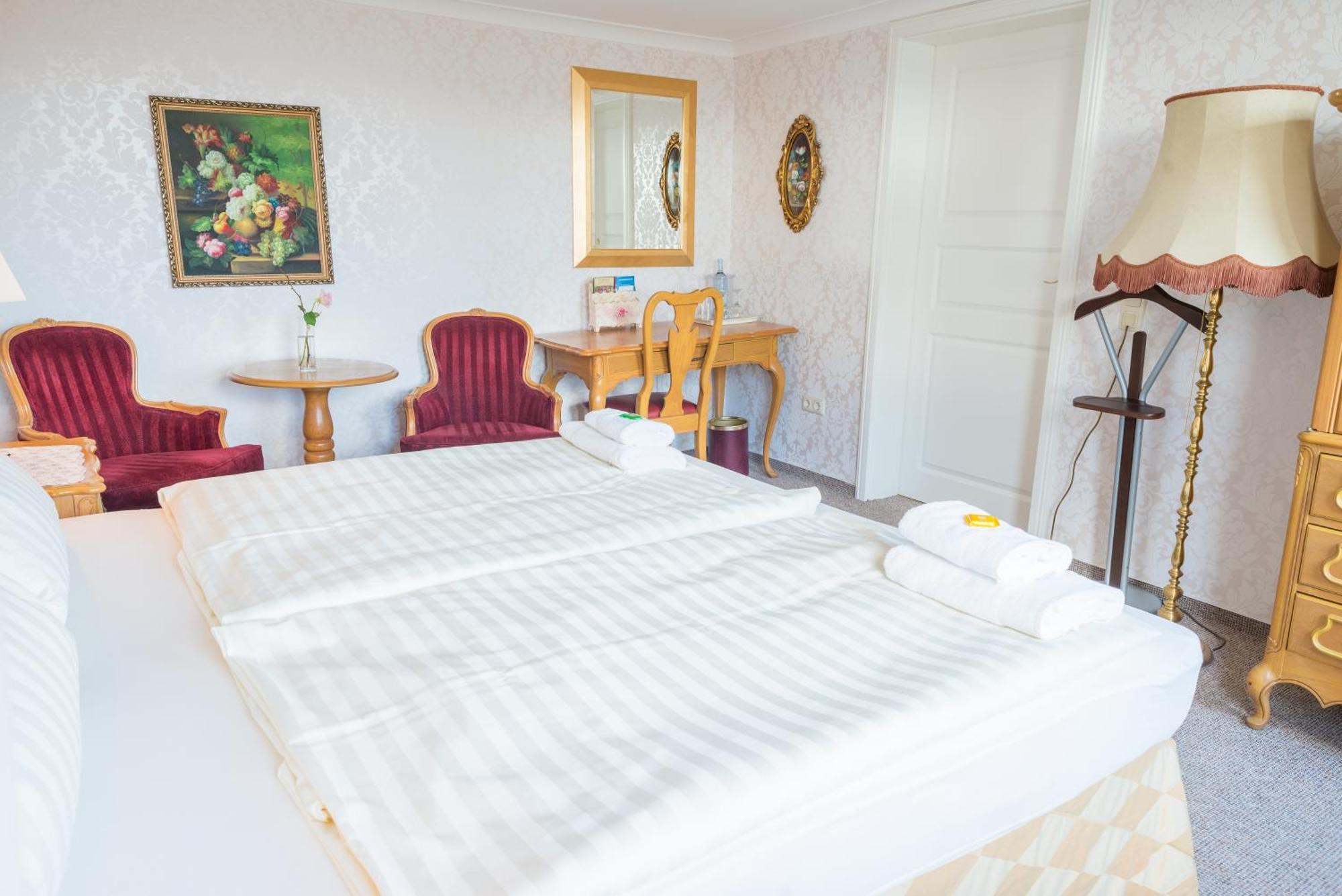 Romantisches Hotel Zur Traube Schwerin Schwerin  Szoba fotó