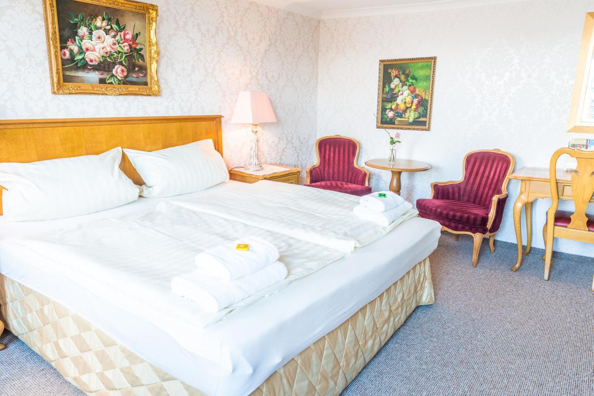 Romantisches Hotel Zur Traube Schwerin Schwerin  Szoba fotó