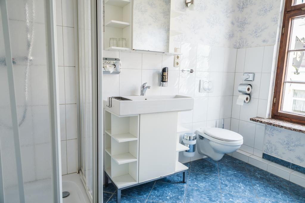 Romantisches Hotel Zur Traube Schwerin Schwerin  Szoba fotó