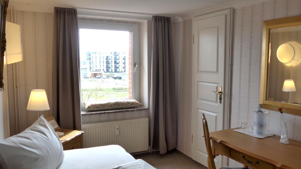 Romantisches Hotel Zur Traube Schwerin Schwerin  Kültér fotó