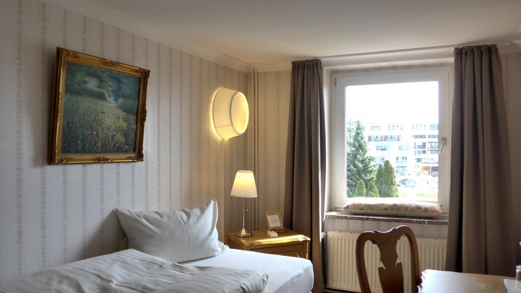 Romantisches Hotel Zur Traube Schwerin Schwerin  Kültér fotó